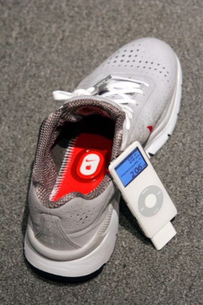 NIKE AIR ZOOM MOIRE IPOD