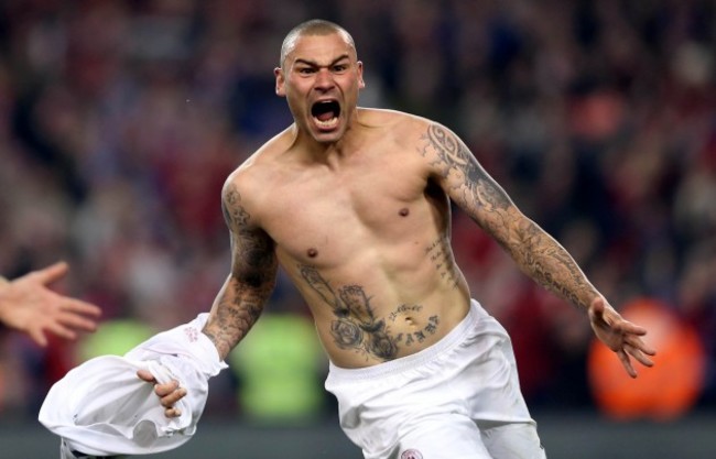 Anthony Elding celebrates scoring the winning goal in injury time 3/11/2013