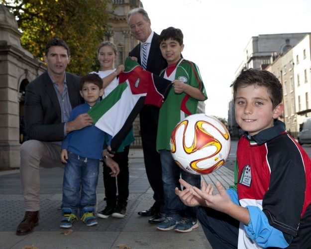 Brian Kerr launches Gaza Kids to Ireland