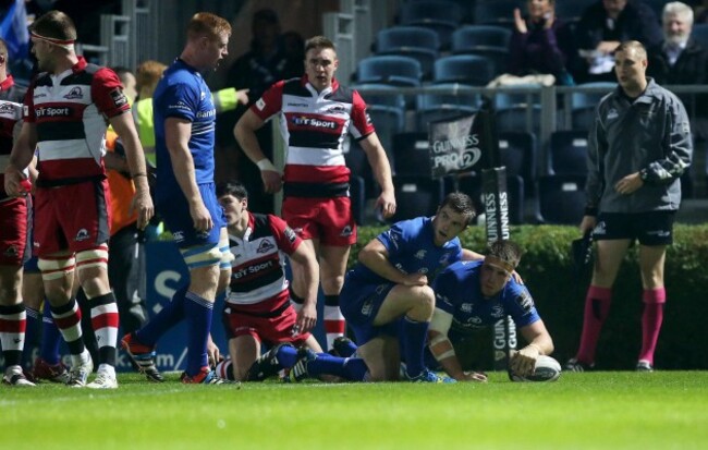 Dominic Ryan scores a try
