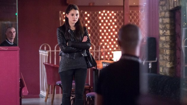 Who is Nidge thumping in tonight's episode of Love/Hate?