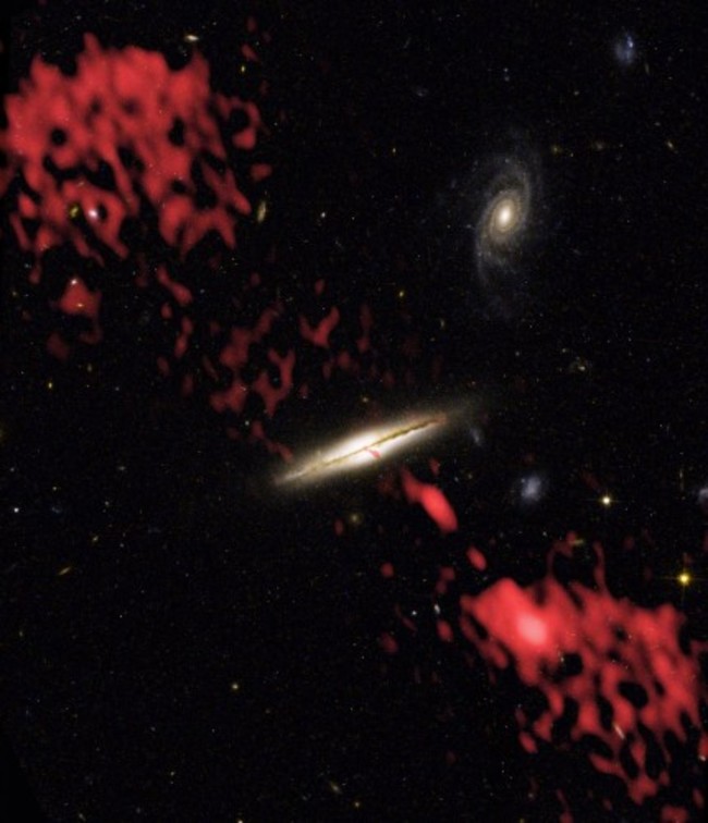 before-hubble-and-very-large-array-vla-combined-forces-to-create-this-image-astronomers-thought-that-only-elliptical-galaxies-could-produce-powerful-jets-of-subatomic-particles-like-the-jet-indicated-above-in-fals