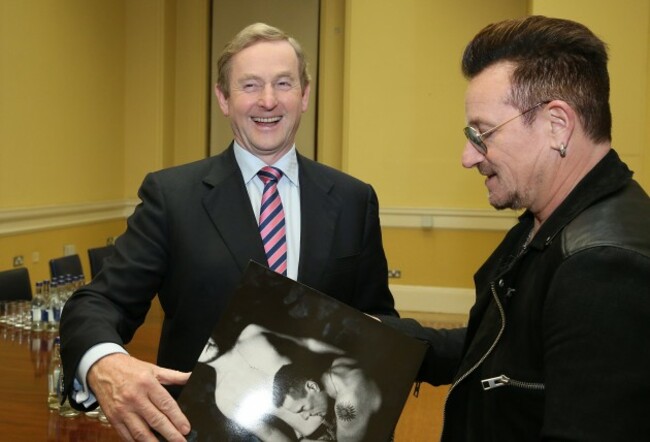 NO FEE BONO AND TAOISEACH ANNOUNCE 400 JOBS MX2