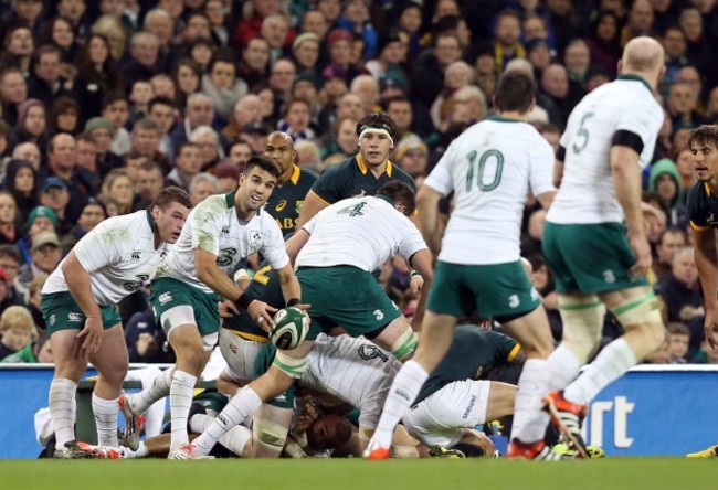 Conor Murray passes the ball from a ruck