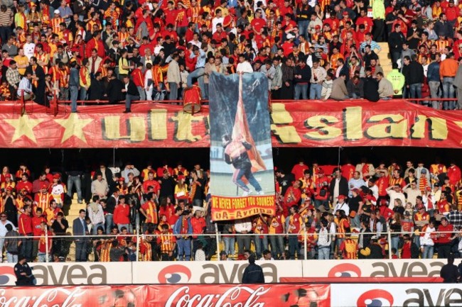 Soccer - Galatasaray Centenary Game - Galatasaray Dream Team - Ali Sami Yen Stadium