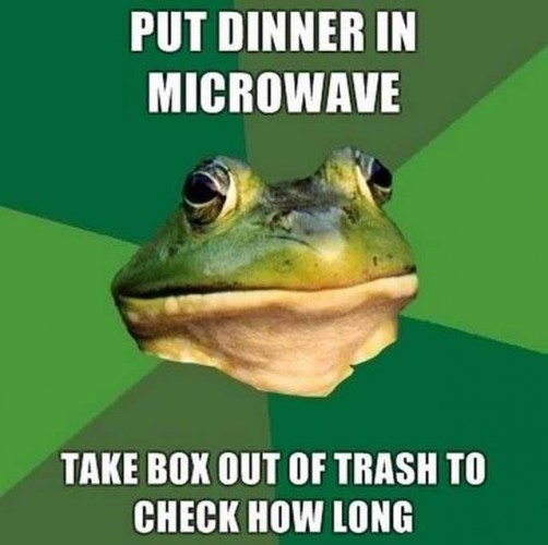 funny-friday-frog-meme-dinner-food-microwave-food-trash