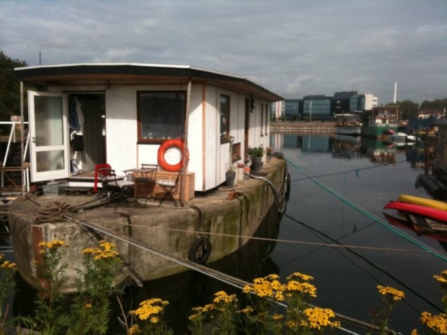 explore-copenhagen-from-this-houseboat