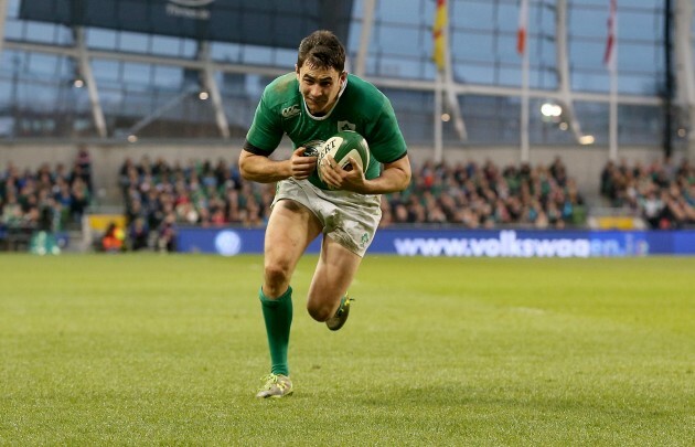 Felix Jones scores a try