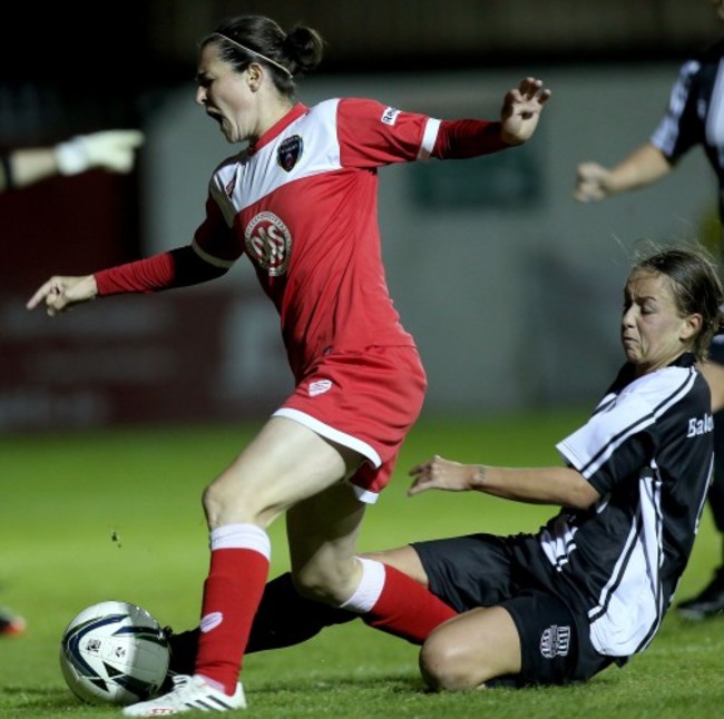 Pearl Slattery fouls Natalia Pablos Sanchon to give away a penalty