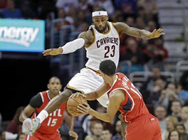 Hawks Cavaliers Basketball