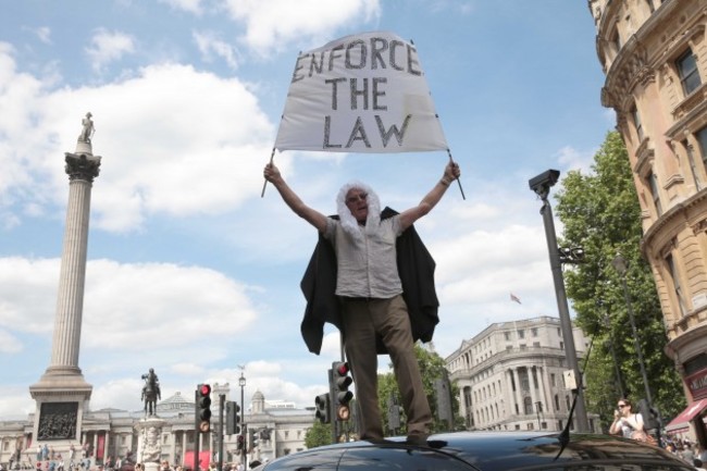 Taxi drivers to cause travel chaos