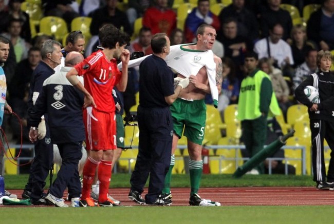 Richard Dunne puts on a new jersey