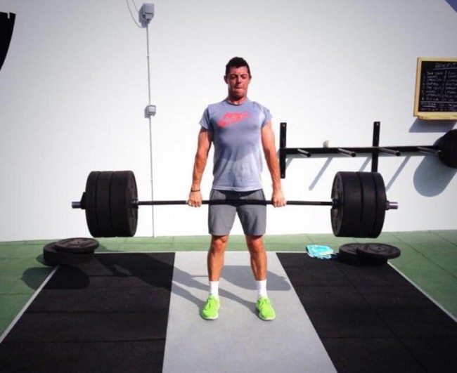 McIlroy lifting