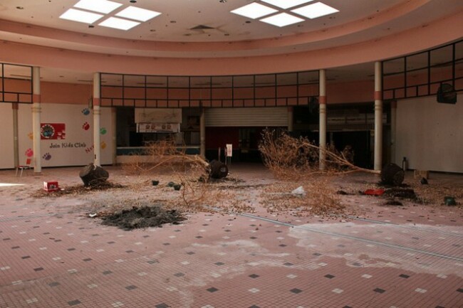 Abandoned Clover Leaf Food Court