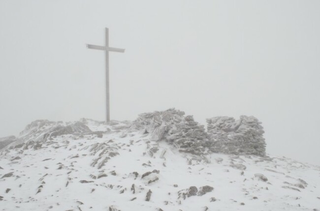5m-high-summit-cross
