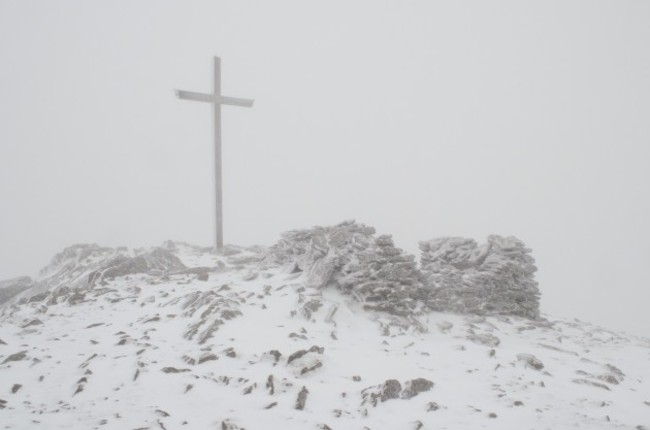 5m-high-summit-cross