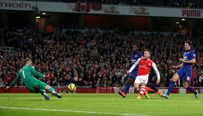 Soccer - Barclays Premier League - Arsenal v Manchester United - Emirates Stadium