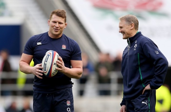 Dylan Hartley talks with Joe Schmidt before the game