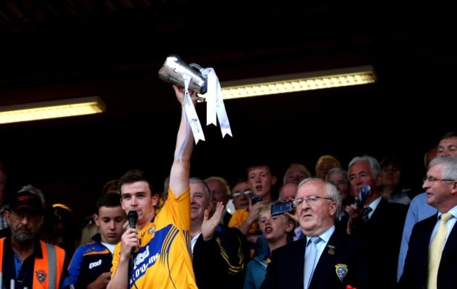 Tony Kelly lifts the trophy