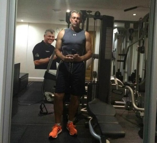 Darren Clarke gym selfie