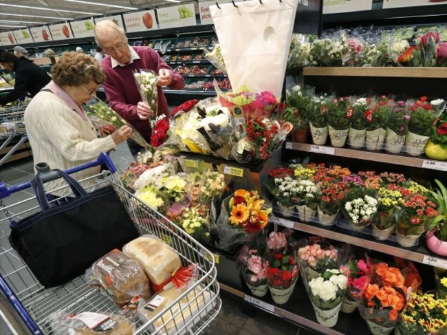 flowers-and-baked-goods-also-sit-near-the-front-of-stores-because-their-appealing-smell-activates-your-salivary-glands-making-you-more-likely-to-purchase-on-impulse