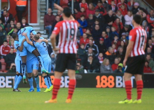 Soccer - Barclays Premier League - Southampton v Manchester City - St Mary's