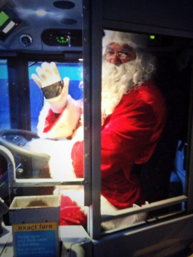 dublin-bus-santa