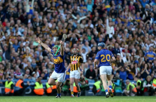 John O&Otilde;Dwyer celebrates what he believed to be the winning point from a free