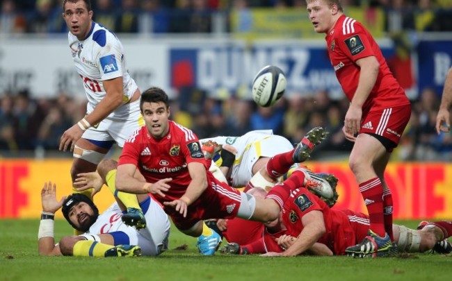 Conor Murray offloads