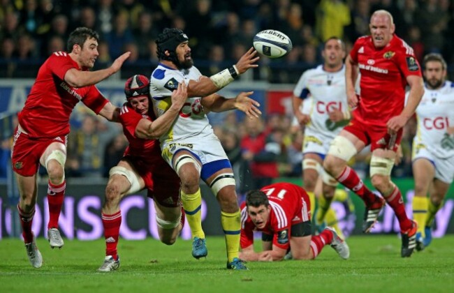 Felix Jones, Tommy O'Donnell, Ian Keatley and Paul O'Connell tackled by Fritz Lee