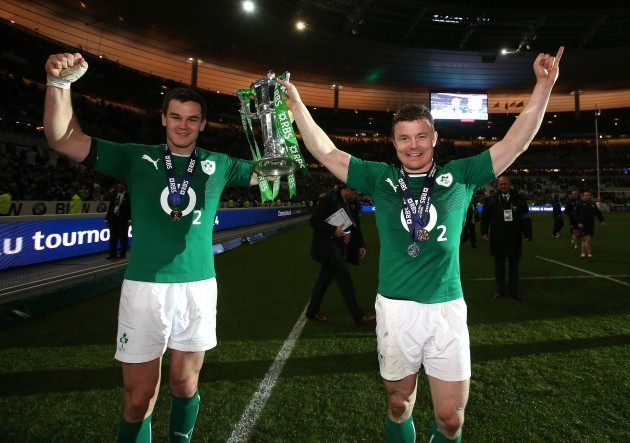 Jonathan Sexton and Brian O'Driscoll celebrate with the Six Nations Trophy