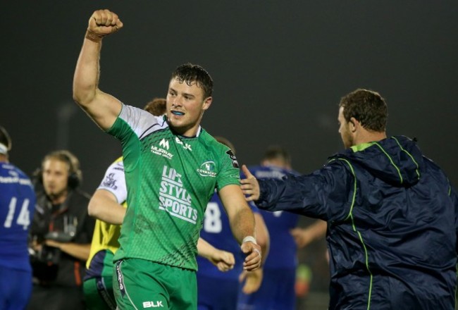 Robbie Henshaw celebrates