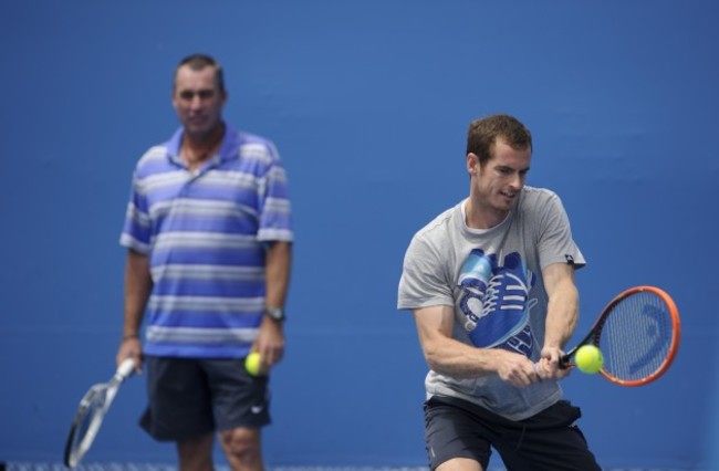 Tennis - 2014 Australian Open - Day Seven - Melbourne Park