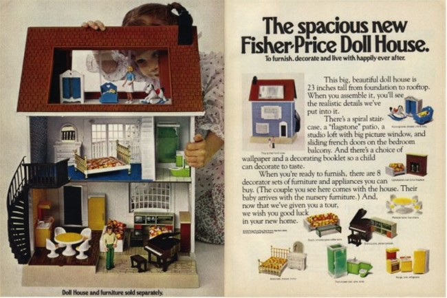 Vintage Ad #1,539: The Spacious New Fisher-Price Doll House