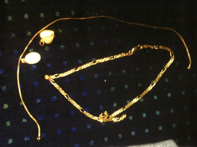 X159-14GoldChain