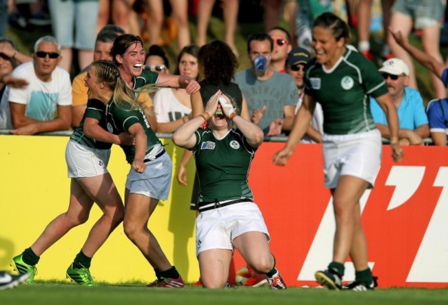 Nora Stapleton, Ashleigh Baxter and Niamh Briggs celebrate at the final whistle 5/8/2014