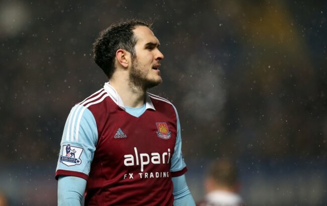 Soccer - Barclays Premier League - Chelsea v West Ham United - Stamford Bridge