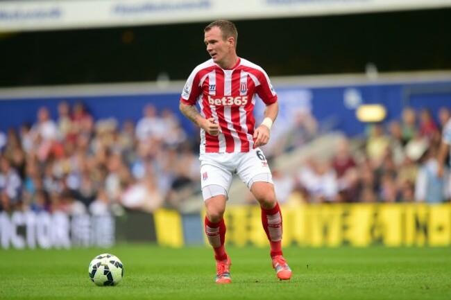 Soccer - Barclays Premier League - Queens Park Rangers v Stoke City - Loftus Road