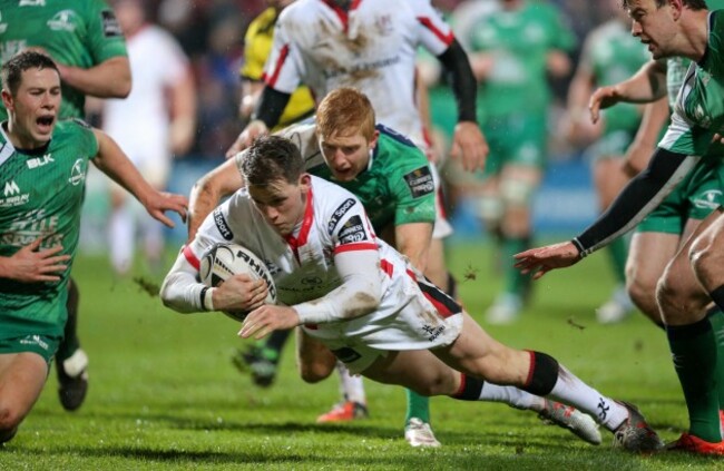 Craig Gilroy breaks through for a try