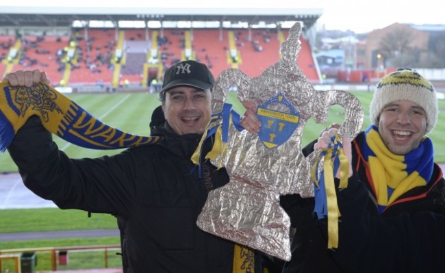 Soccer - FA Cup - Second Round - Gateshead v Warrington Town - Gateshead International Stadium