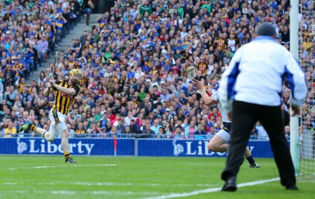 Richie Power scores a goal