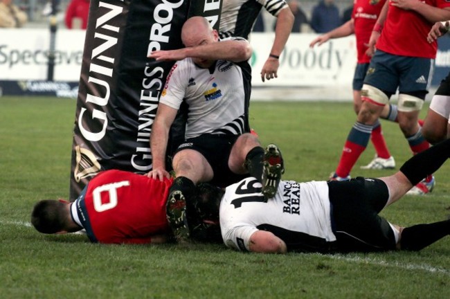 Conor Murray scores a try