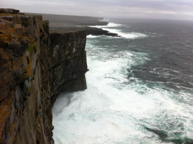 D&uacute;n Aonghasa / D&uacute;n Aengus walls