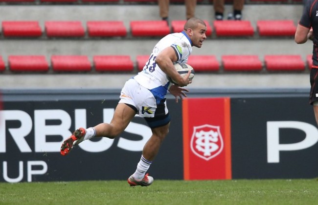 Jonathan Joseph scores a try