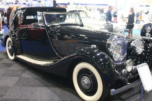 a-bentley-sedan-coupe-from-1939-costs-595000