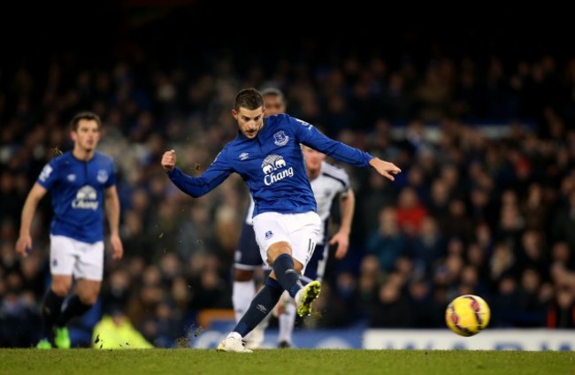 Soccer - Barclays Premier League - Everton v West Bromwich Albion - Goodison Park