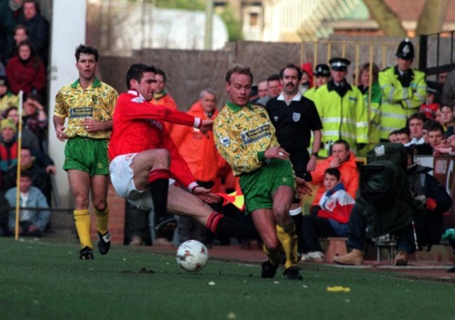 Soccer - FA Cup - Fourth Round - Norwich City v Manchester United - Carrow Road