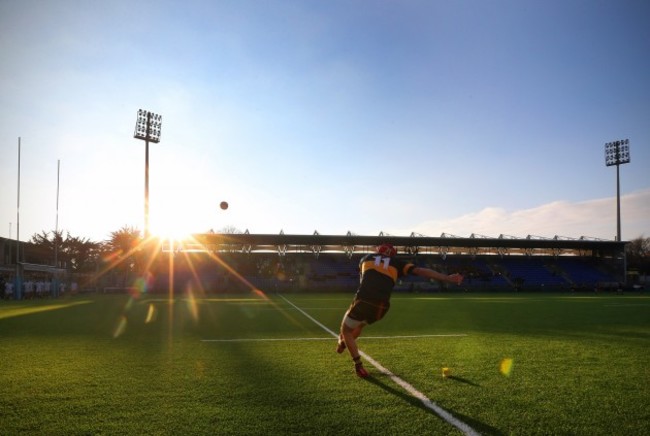 David Smith kicks a conversion