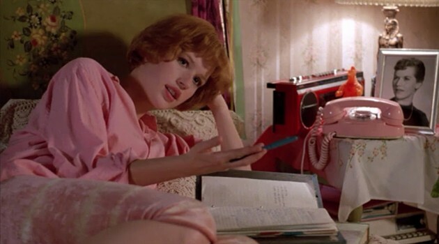 9 brilliantly nostalgic teenage bedrooms from classic movies