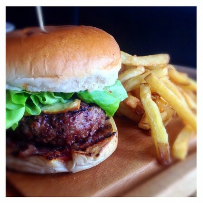 Burger & Fries. Beef minced in house. Fries cooked 3 times. #DublinFoodPorn #FoodPorn #DublinRestaurants #LovinDublin #Steak #Beef #DublinSteakHouses #IrishBeef #InstaFood #IGersDublin #Burger #InstaBurger #BestBurger #BeefBurger #FrenchFries